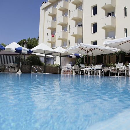 Hotel Sport&Residenza Cesenatico Esterno foto