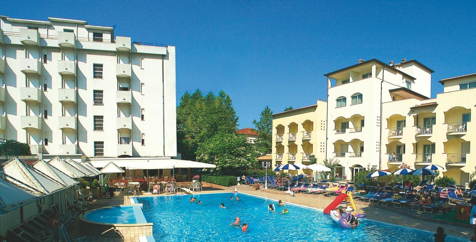 Hotel Sport&Residenza Cesenatico Esterno foto