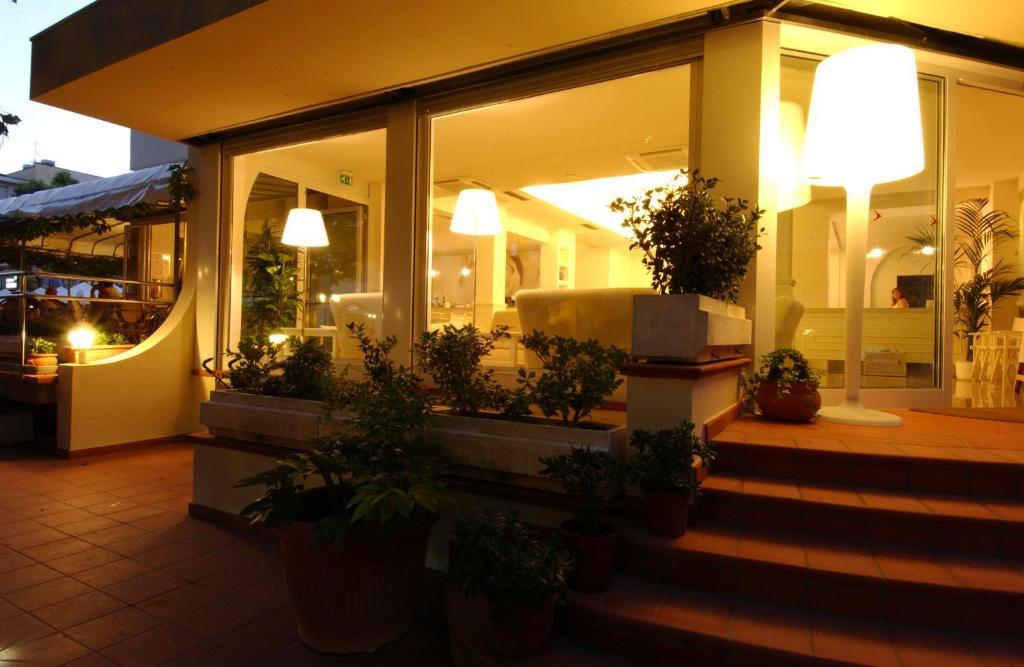 Hotel Sport&Residenza Cesenatico Esterno foto