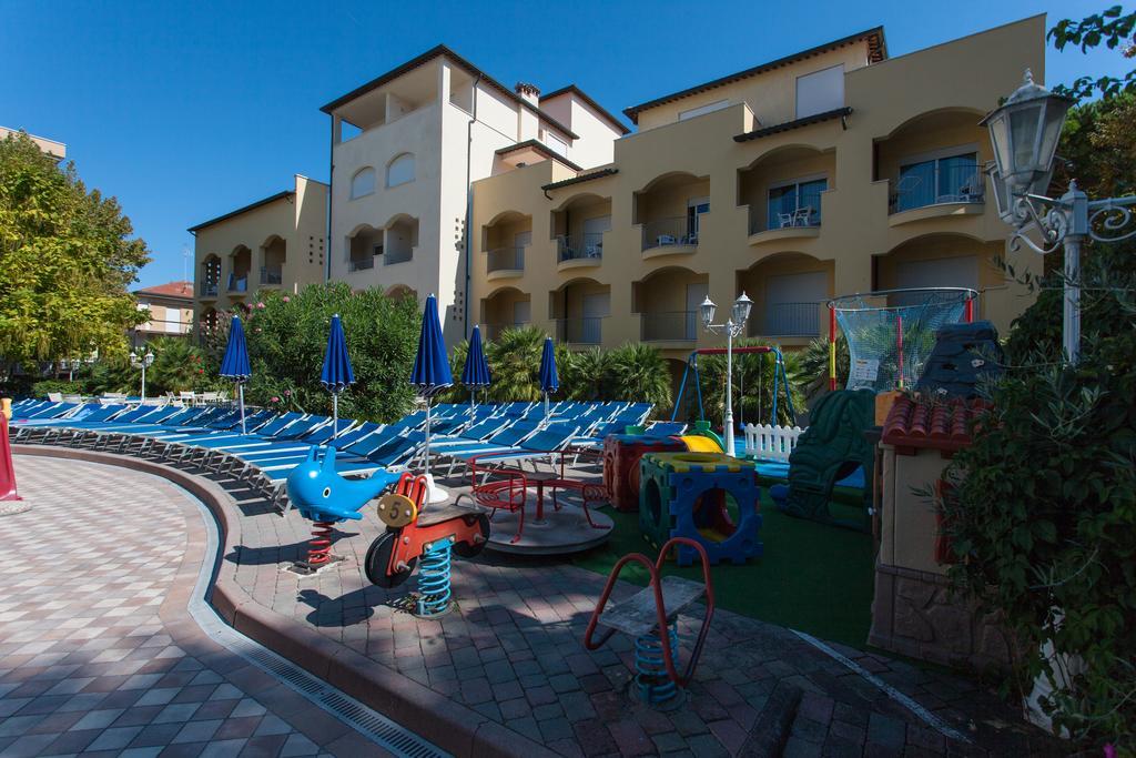 Hotel Sport&Residenza Cesenatico Esterno foto