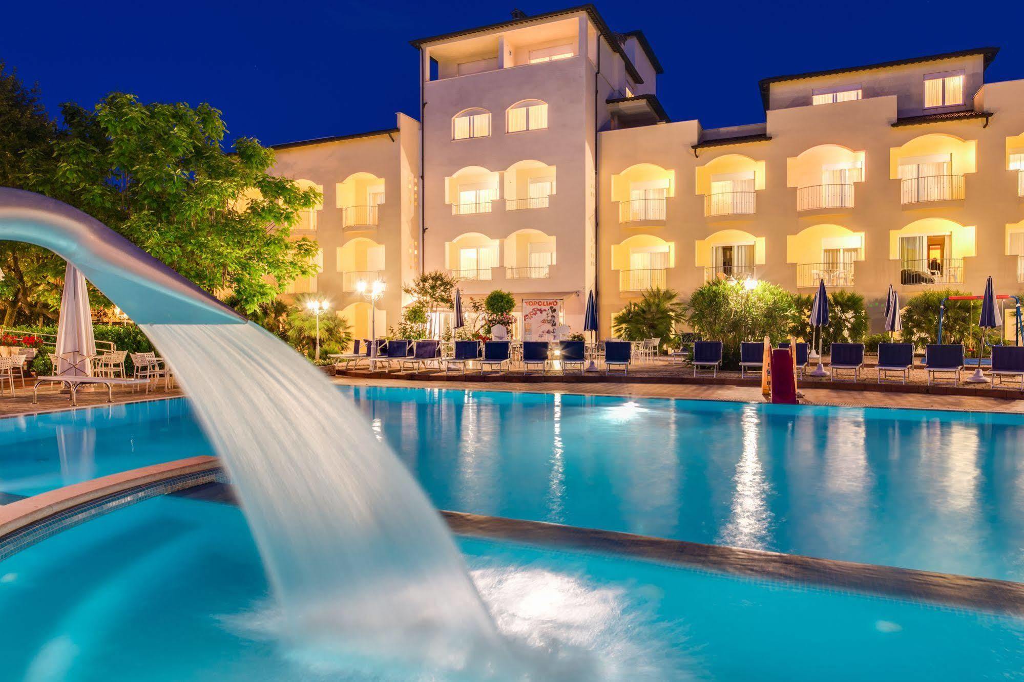 Hotel Sport&Residenza Cesenatico Esterno foto