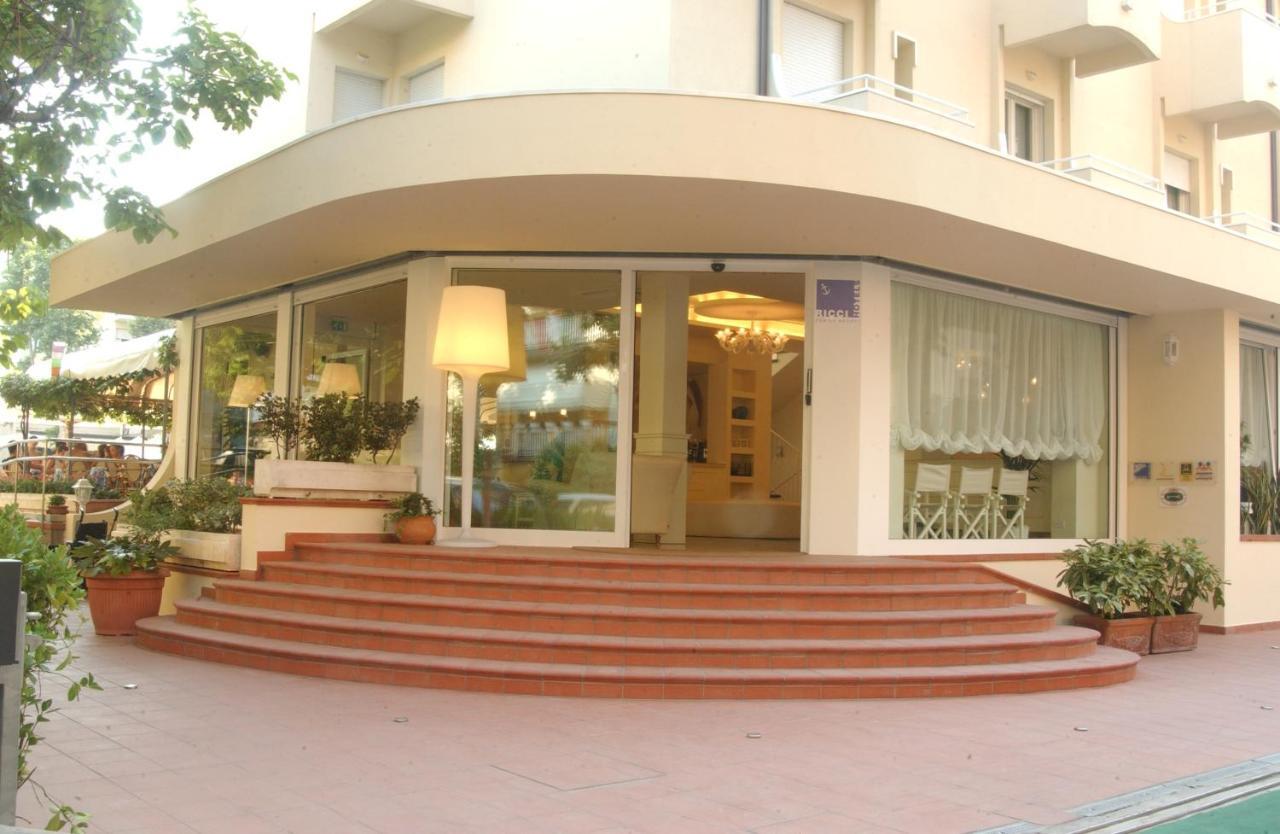 Hotel Sport&Residenza Cesenatico Esterno foto