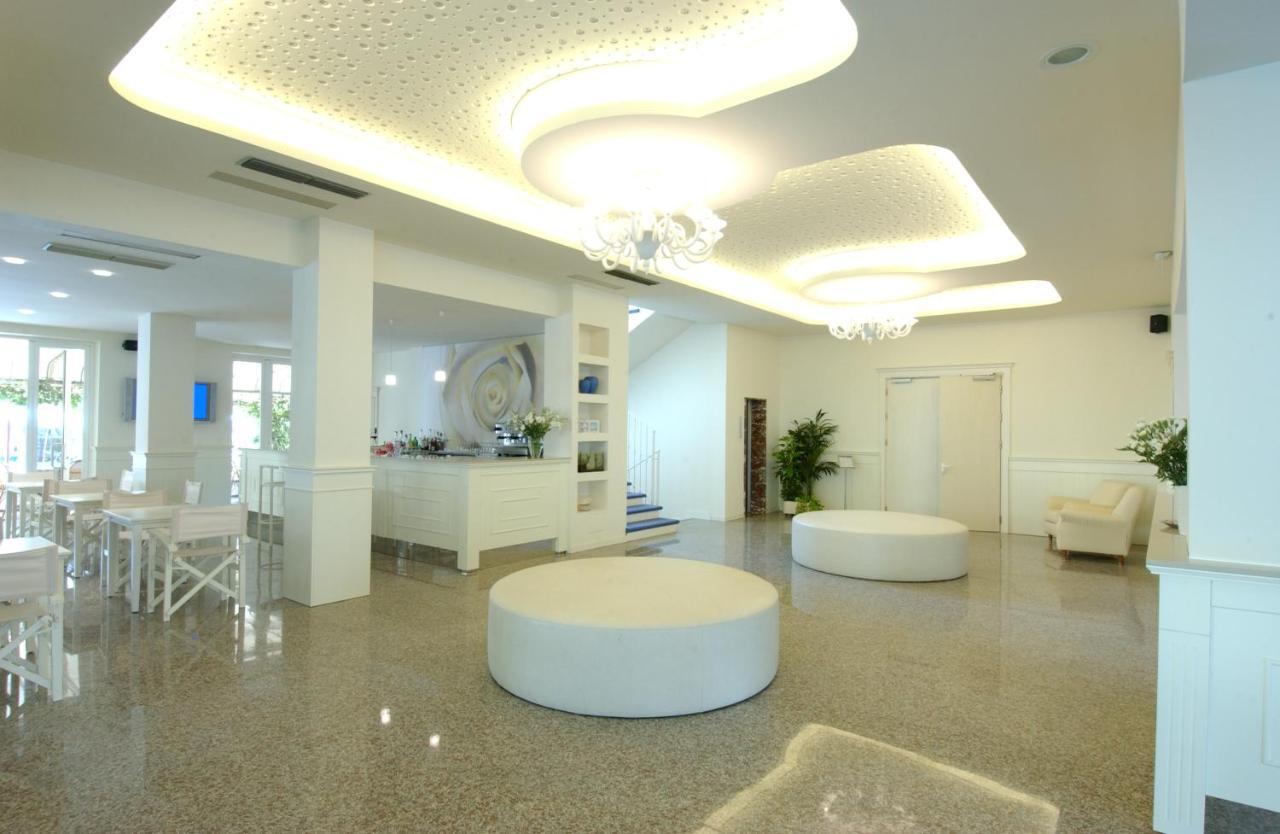 Hotel Sport&Residenza Cesenatico Esterno foto